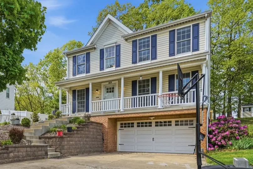 149 Stonewood Dr, Bethel Park, PA 15102 - #1