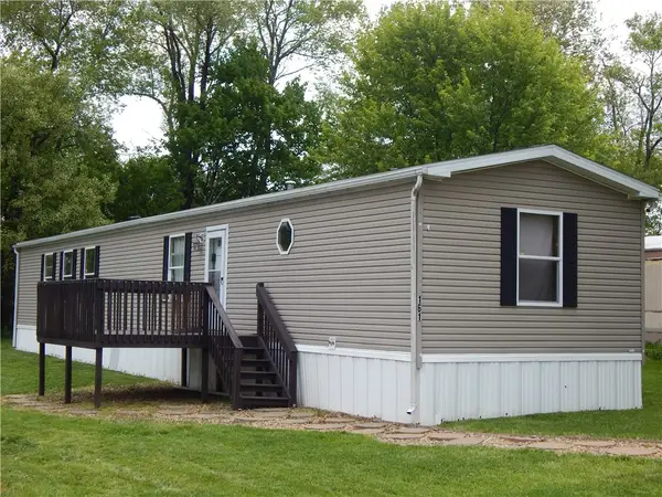 161 Rolling Valley Ln, Butler, PA 16001