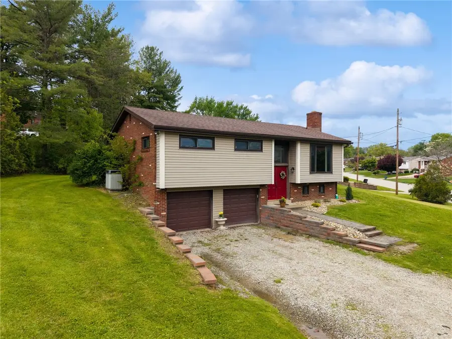 4137 Cambridge, Irwin, PA 15642 - #2