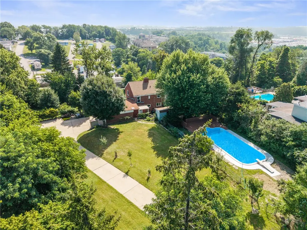 204 Glenburn Dr, Pittsburgh, PA 15236 - #1