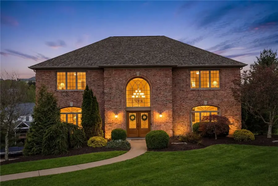 315 Fox Run Dr, Venetia, PA 15367 - #2