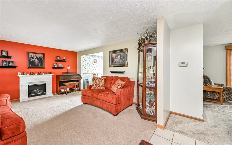 3511 Sunnyvale Dr, Allison Park, PA 15101 - #2