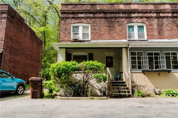 517 Terrace Dr, Pittsburgh, PA 15238