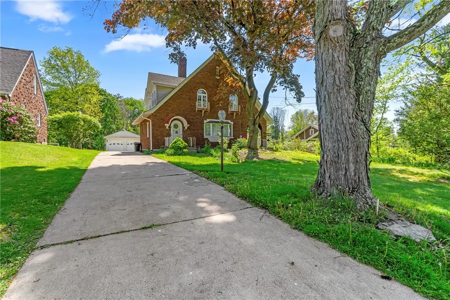 2008 Clearview Rd, Glenshaw, PA 15116 - #2
