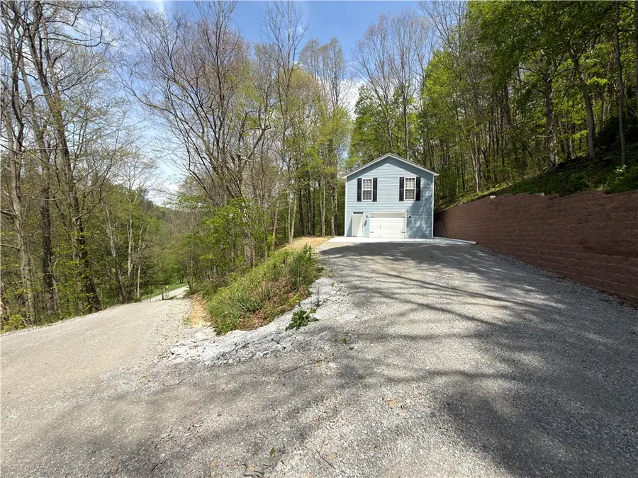 345 Dutch Run Rd, Waynesburg, PA 15370 - #2