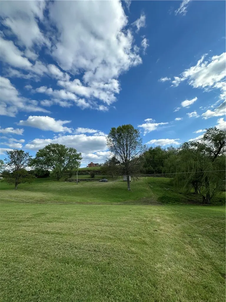 305 Tollgate School Rd, Zelienople, PA 16063 - #2