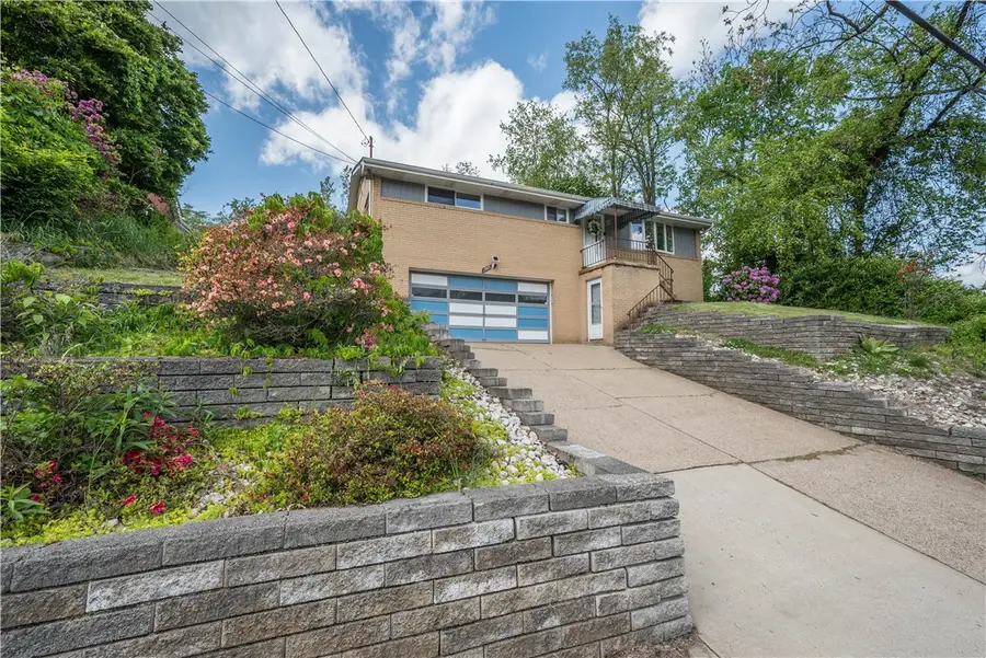 1565 Cathell Road, Pittsburgh, PA 15236 - #2