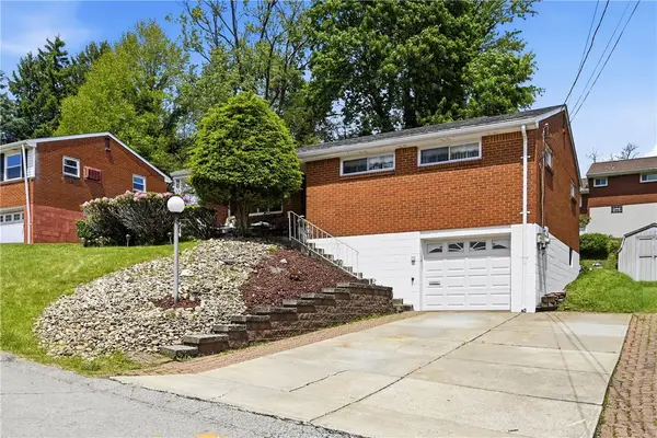 8008 Mark Dr, Verona, PA 15147