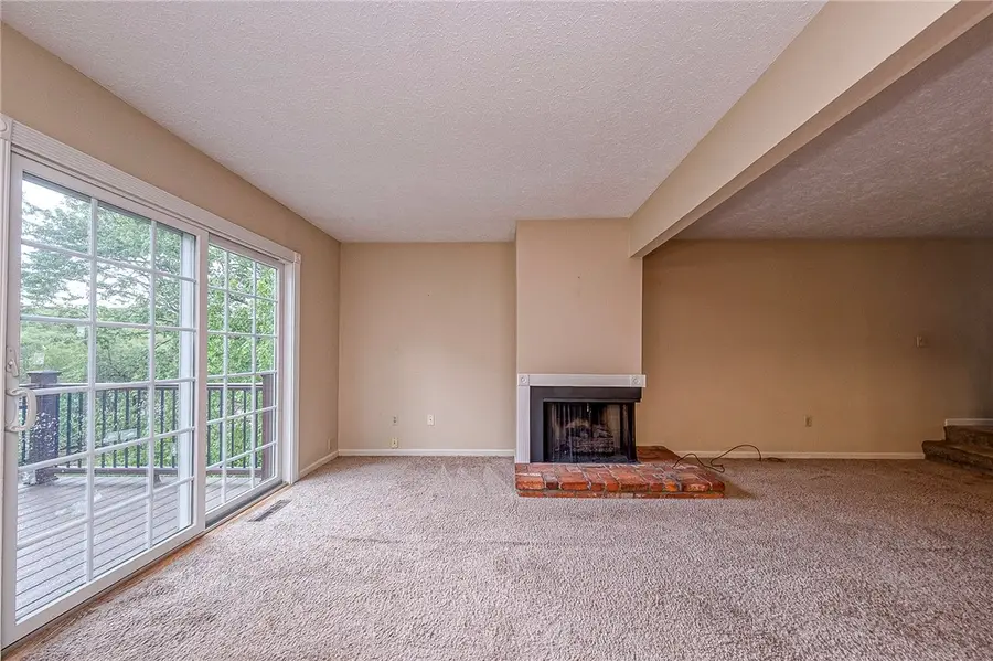 1342 Quail Run Cir, Bethel Park, PA 15102 - #3