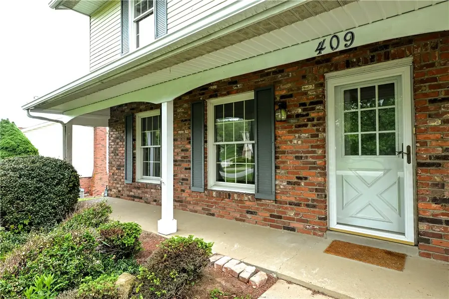 409 Todd Farm Rd, Rostraver Township, PA 15012 - #3