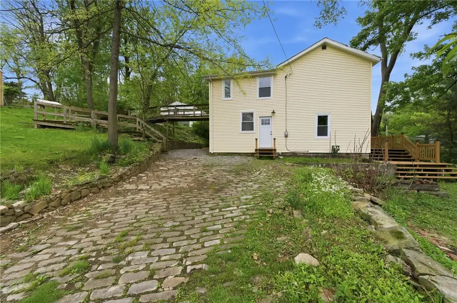 1019 Sherwood Rd, Pittsburgh, PA 15221 - #2