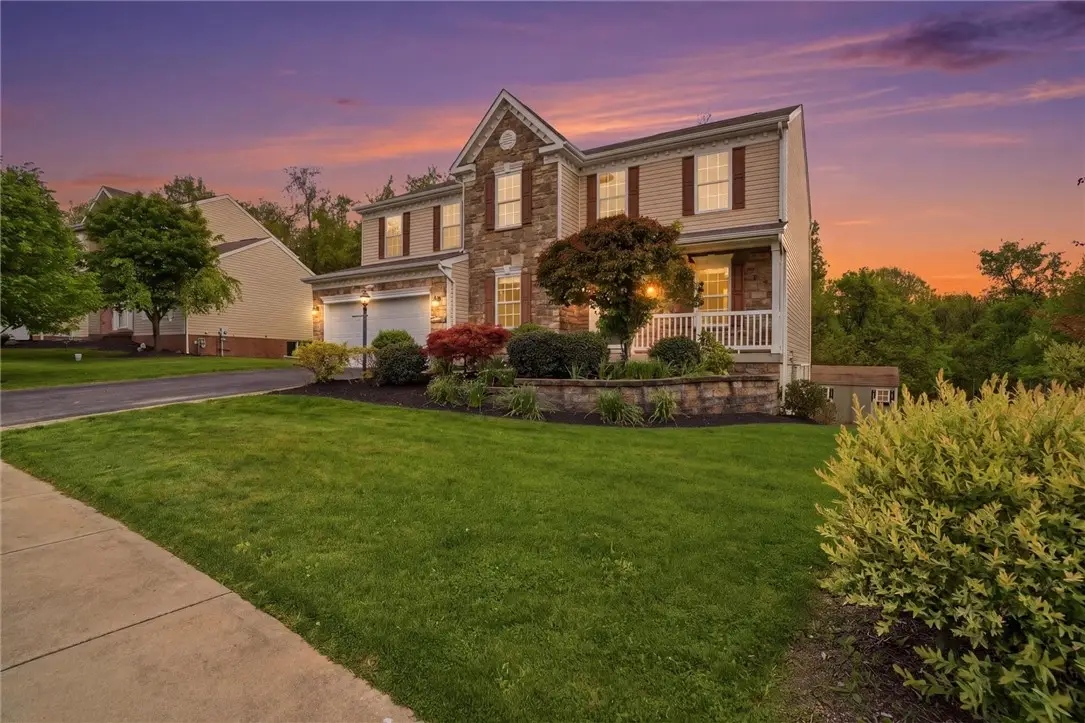 138 Tuscany Estates Dr, Finleyville, PA 15332 - #1