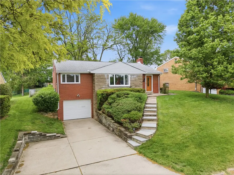 1360 Blue Jay Dr, Pittsburgh, PA 15243 - #2