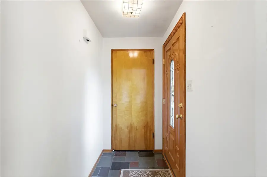 1360 Blue Jay Dr, Pittsburgh, PA 15243 - #3