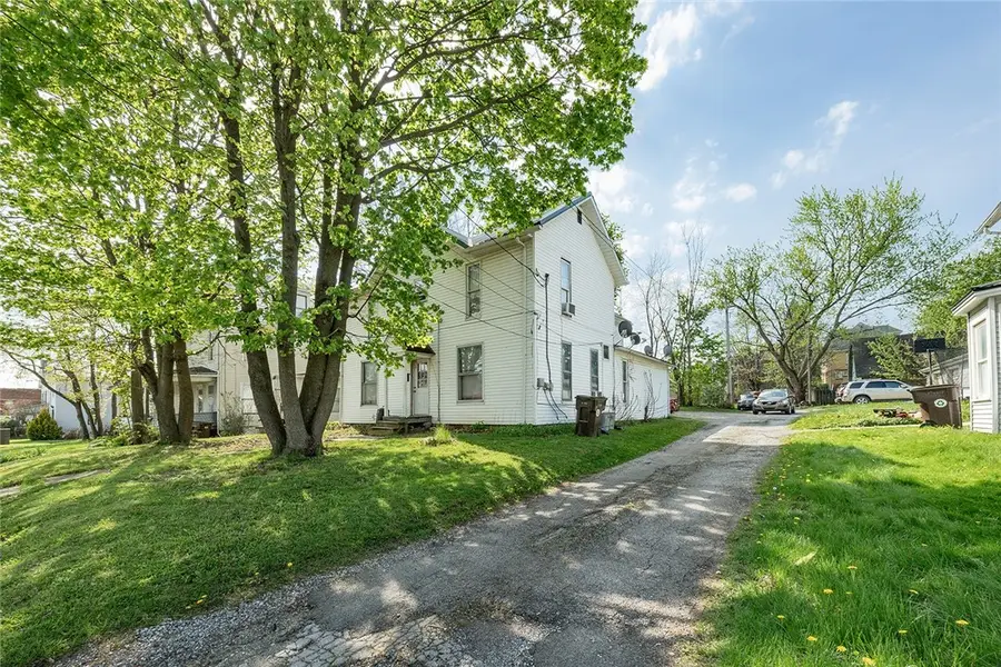 220 Jackson St, Grove City, PA 16127 - #2
