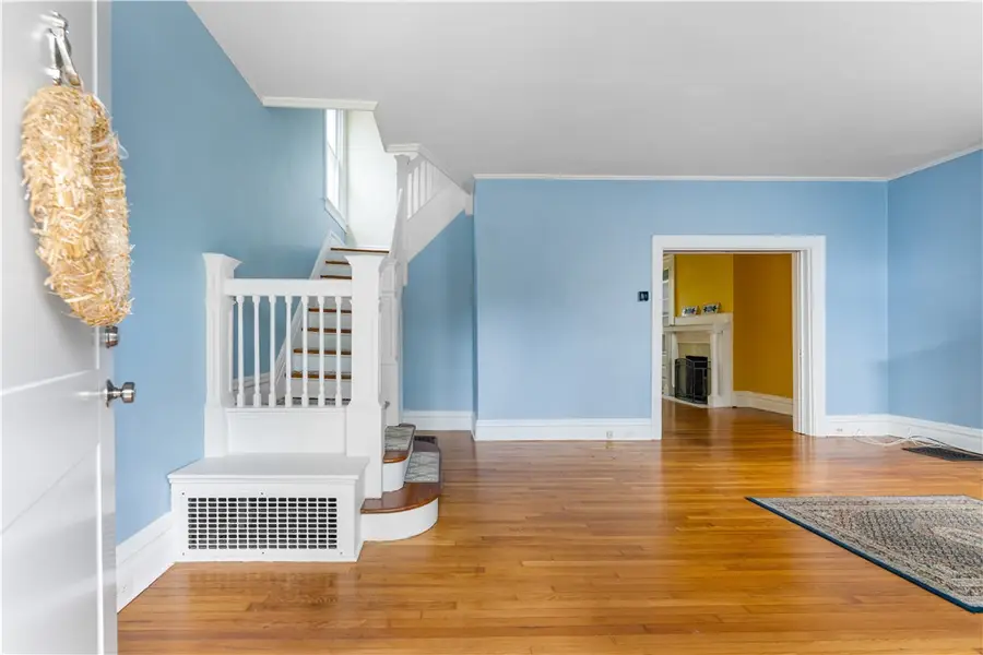 184 W Hutchinson Ave, Pittsburgh, PA 15218 - #3