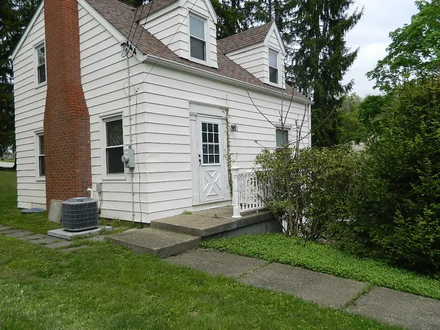 502 Vilsack Rd, Glenshaw, PA 15116 - #2