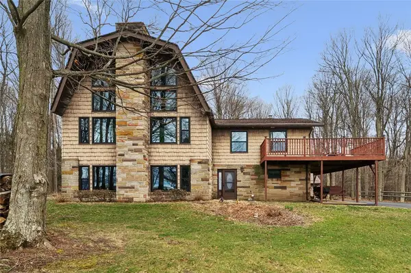 214 Ridgeview Drive, Salix, PA 15952