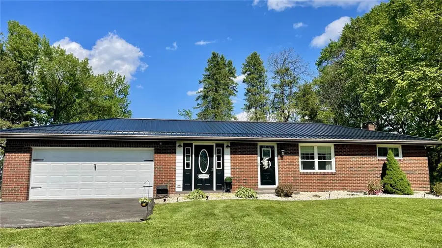 101 Moffet Mill Rd, Aliquippa, PA 15001 - #2