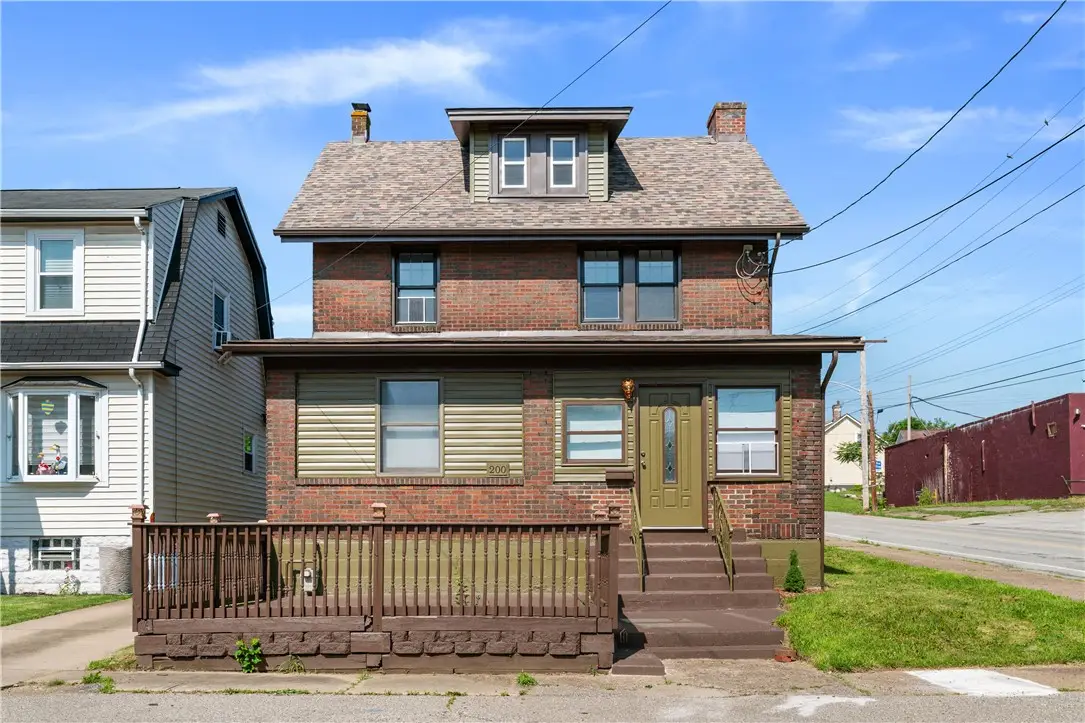 200 Thomas Street, West Mifflin, PA 15122 - #1