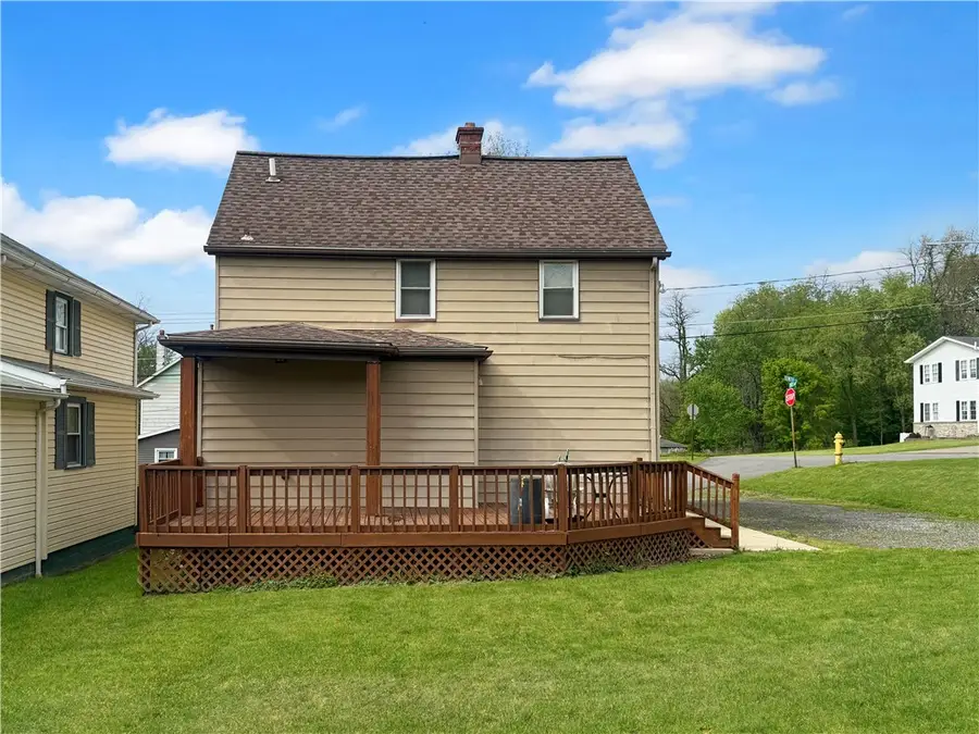 1098 Tenth St, West Pittsburg, PA 16160 - #3