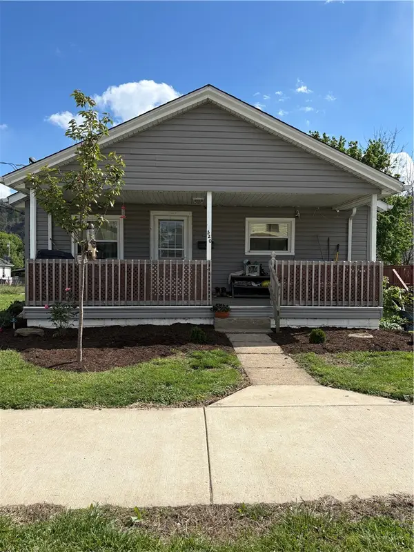 520 Grant St, Springdale, PA 15144