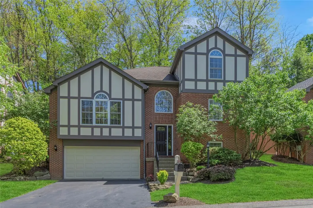 404 Rockledge Dr, Sewickley, PA 15143 - #1