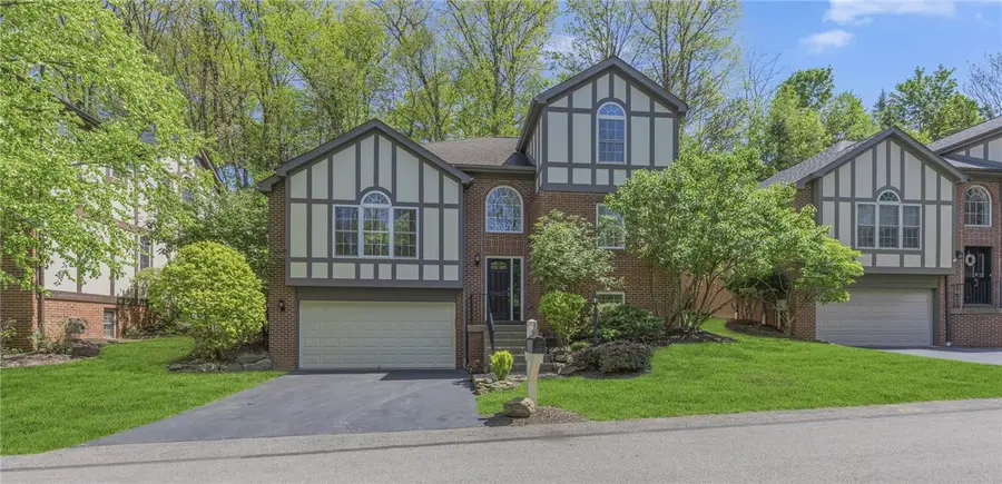 404 Rockledge Dr, Sewickley, PA 15143 - #2