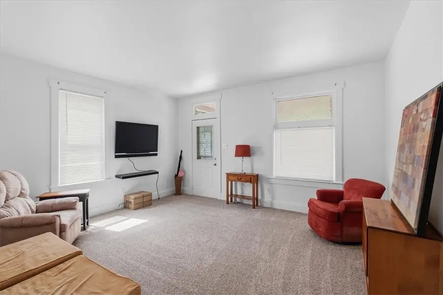 208 N Grant Street, Ligonier, PA 15658 - #2