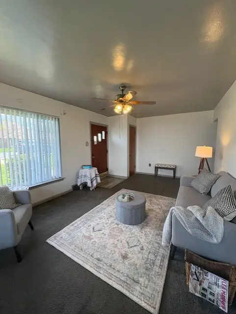 100 Monahan St, Aliquippa, PA 15001 - #3