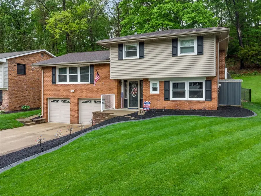 668 Carnival Dr, Pittsburgh, PA 15239 - #2