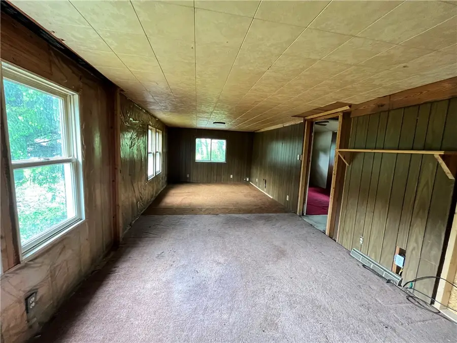 2302 Hunter Rd, Greensburg, PA 15601 - #3