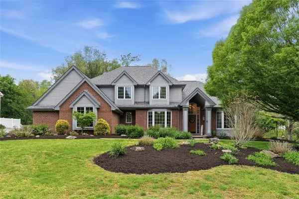 210 Royal Doulton Ct, Gibsonia, PA 15044