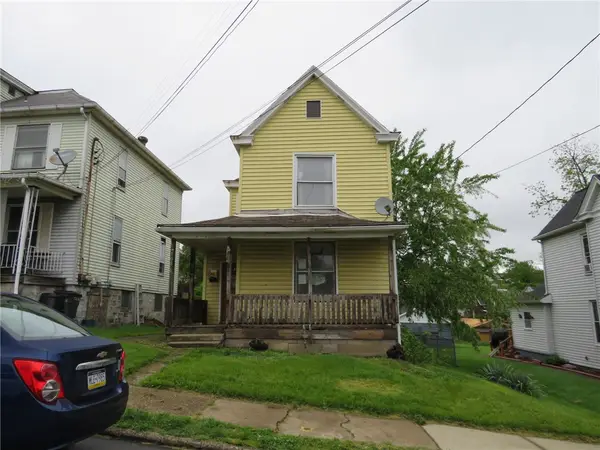 1080 Bruce St, Washington, PA 15301