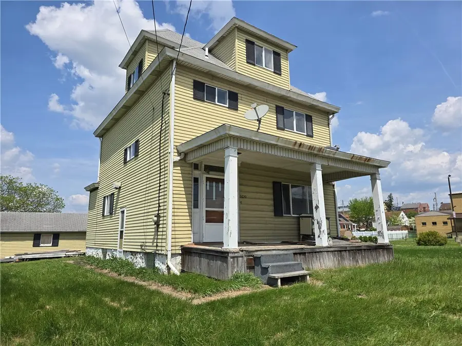 2620 Skyline Drive, West Mifflin, PA 15122 - #2