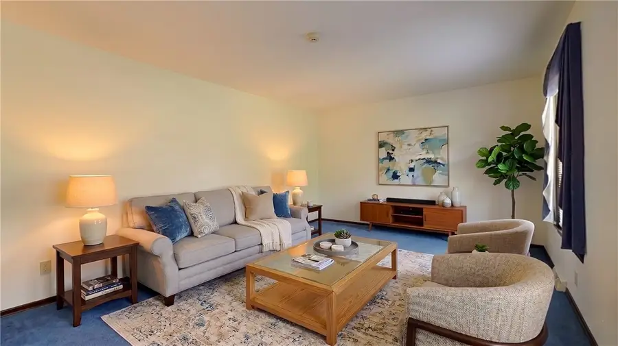4216 Clendenning Rd, Gibsonia, PA 15044 - #3