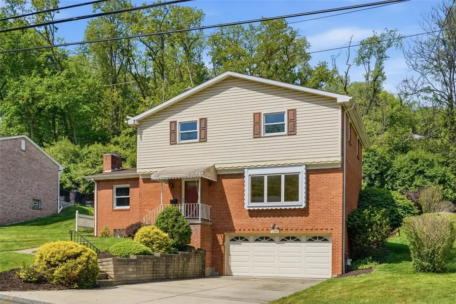 1548 Spreading Oak Dr, Pittsburgh, PA 15220 - #2