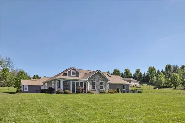 525 Kelly Blvd, Slippery Rock, PA 16057