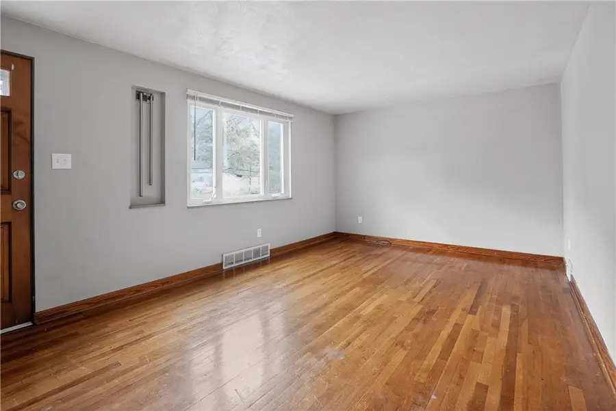 2008 Patterson Ave, McKeesport, PA 15132 - #3