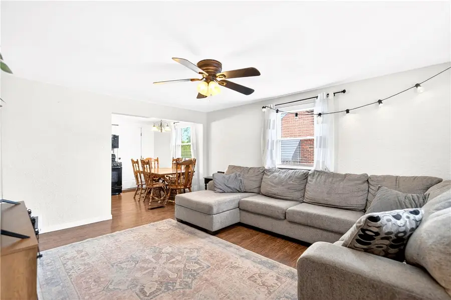 301 Owens Ave, McKeesport, PA 15133 - #3