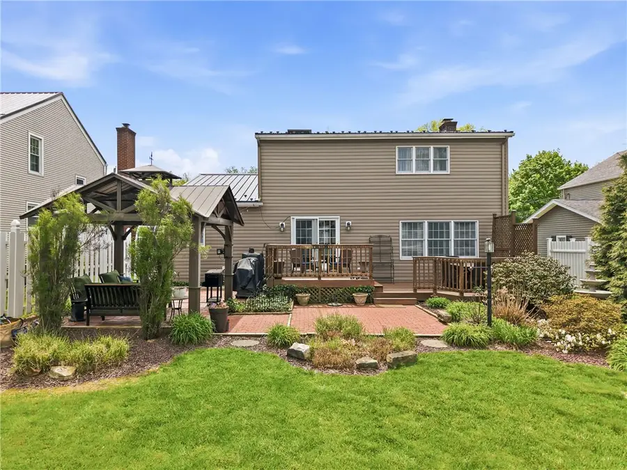 924 Mayfield Rd, Sharpsville, PA 16150 - #3