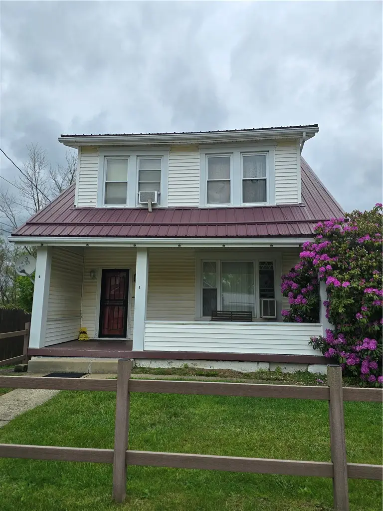 1221 Martin Ave, New Kensington, PA 15068 - #1