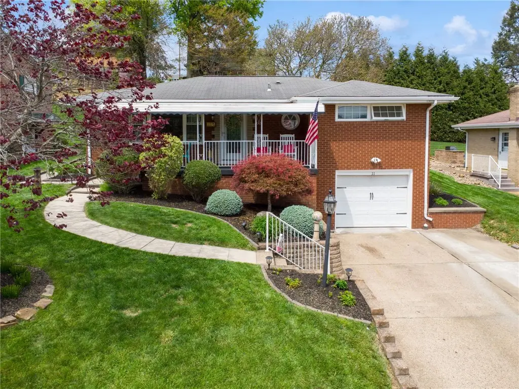 11 Lynn Lee Dr, Greensburg, PA 15601 - #1
