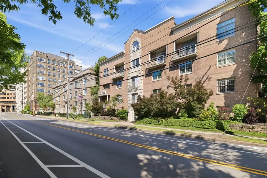 4677 Bayard St #103, Pittsburgh, PA 15213 - #2