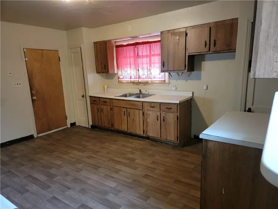 1827 Flagler Street, McKeesport, PA 15132 - #2