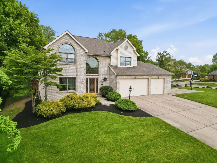 7045 Bennington Woods Dr, Pittsburgh, PA 15237 - #2