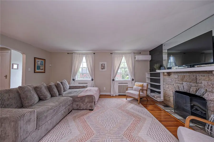 2353 Hollywood Drive, Wilkinsburg, PA 15235 - #3