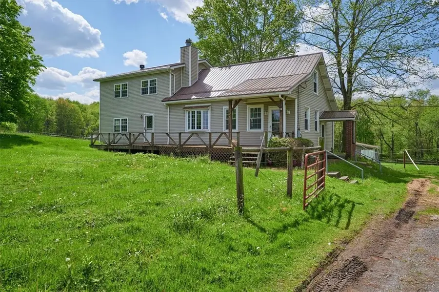 124 Hannastown Rd, Butler, PA 16002 - #2