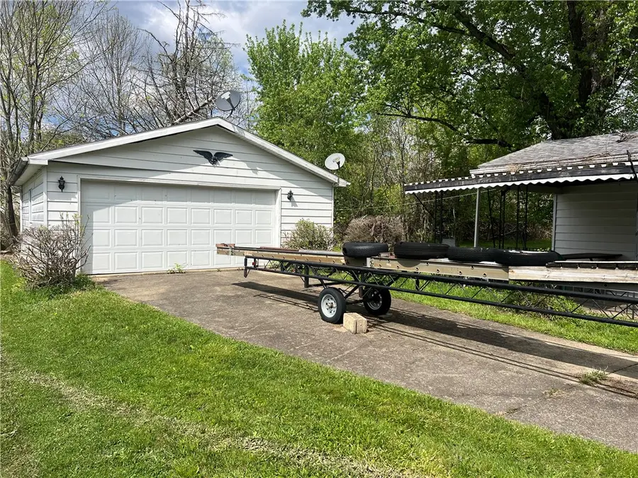 1630 Pymatuning Dr, Jamestown, PA 16134 - #3