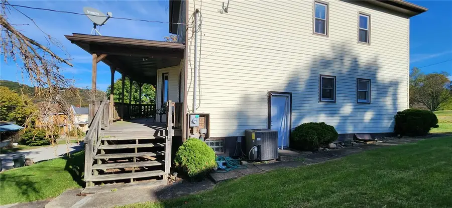 211 Jefferson Ave, Brownsville, PA 15417 - #2